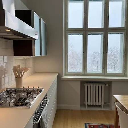 Apartment Asunto Keskustassa, Etu-toeoeloe