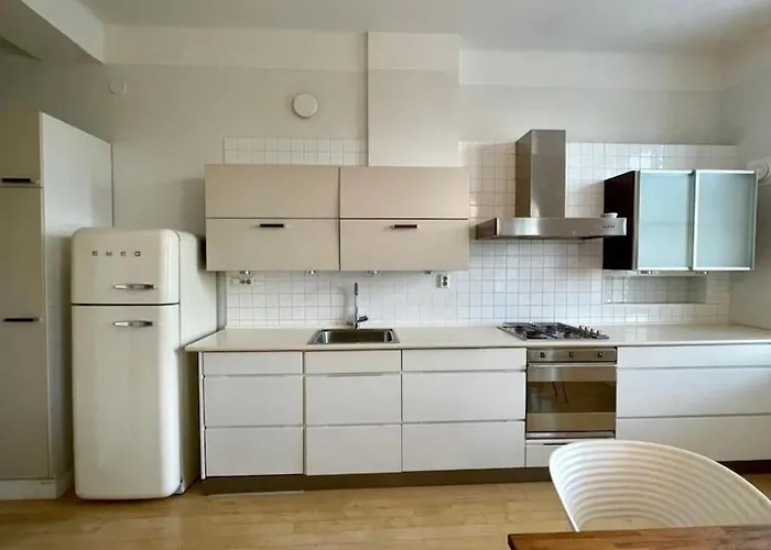 Asunto Keskustassa, Etu-toeoeloe Apartment Helsinki